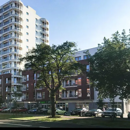 4uapart-apartment Platan Tower Paradiso Apartament *