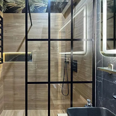 4uapart-apartment Platan Tower Paradiso *