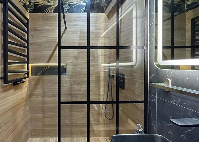 4uapart-apartment Platan Tower Paradiso *